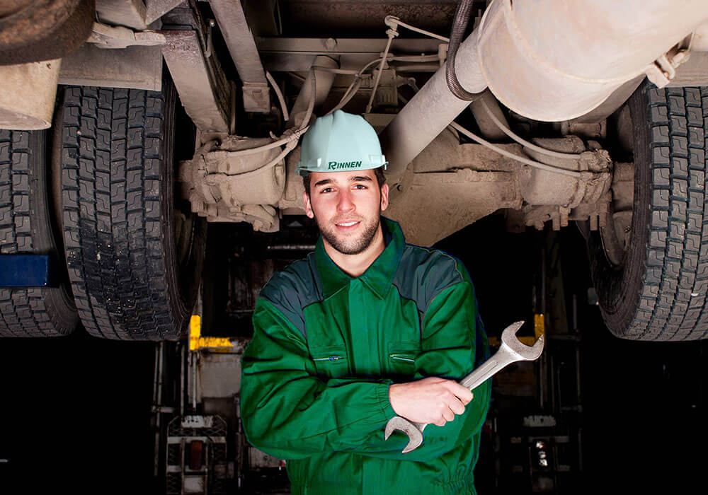 rinnen-platzhalterbild-auszubildender